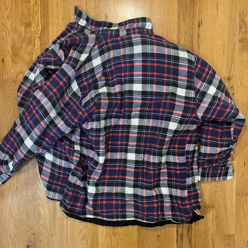 Men’s Flannel over shirt with quilted lining. Size XL - Picture 3 of 6